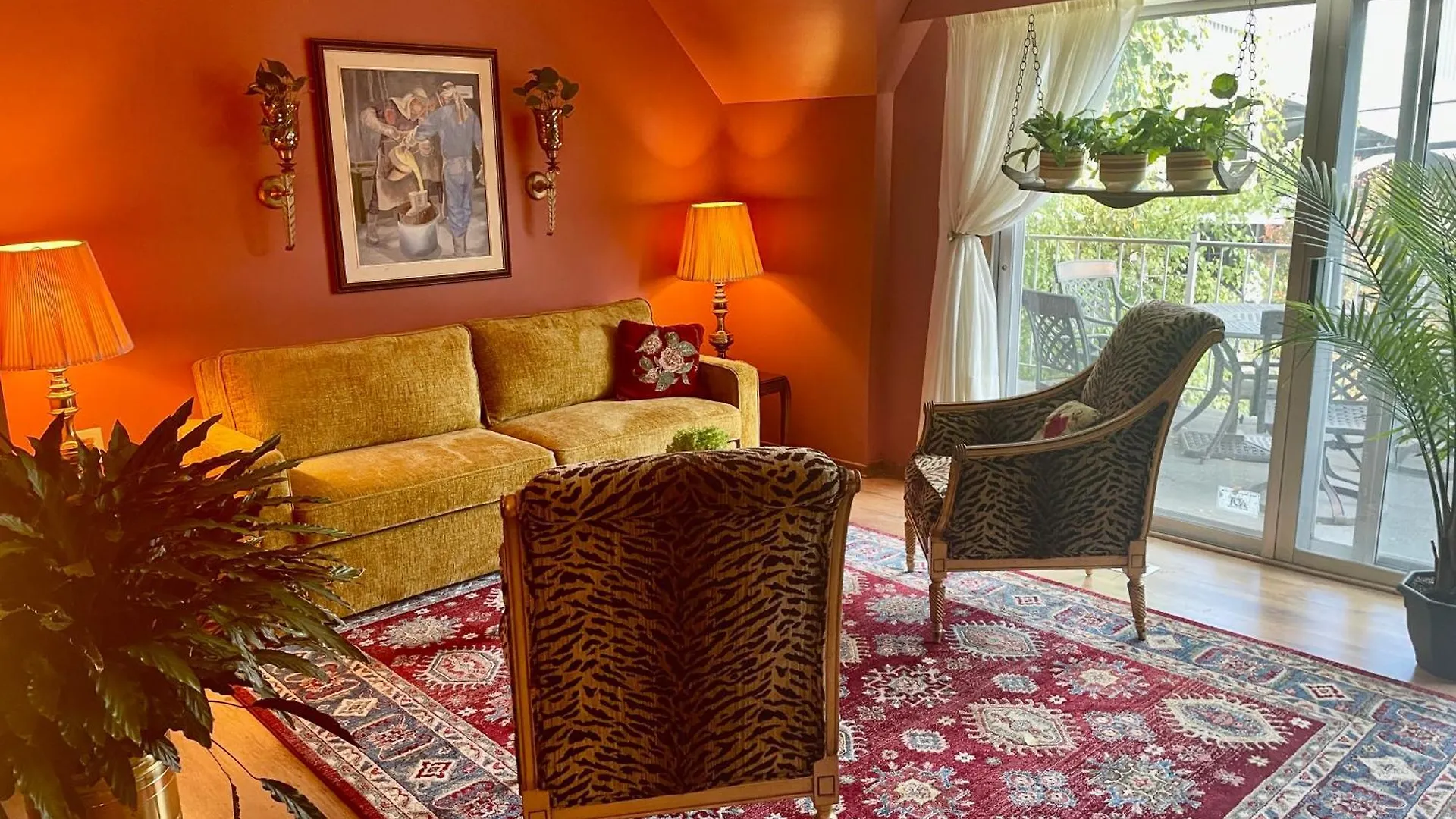 Big Apartment By The Farmers Market Kitchener